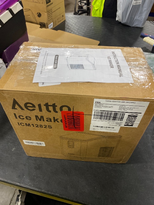 Photo 1 of Aeitto Countertop Ice Maker - 26 lbs/24H