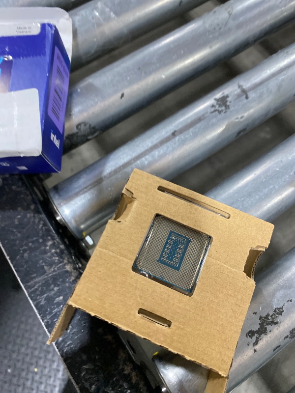View 4 of Intel Core i9-11900K Desktop Processor