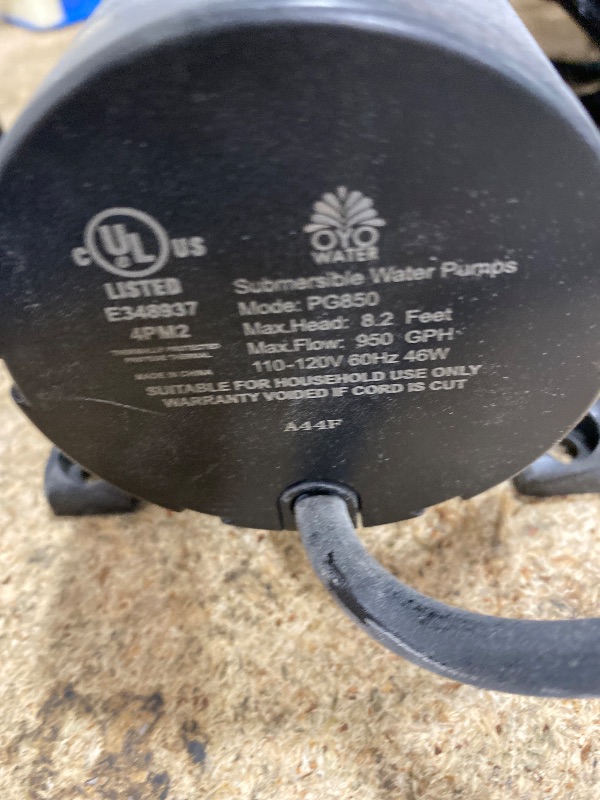 View 5 of *** may or may not work **
OYO Water 850 GPH Pond Pump