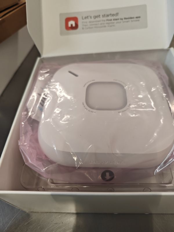 View 3 of First Alert SC5 Battery Smart Smoke & Carbon Monoxide Alarm