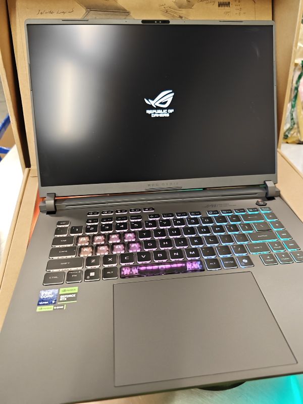 Photo 1 of ASUS ROG Strix G16 Gaming Laptop