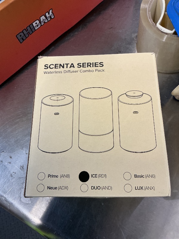 Photo 1 of Airversa RD1 Waterless Essential Oil Diffuser Kit