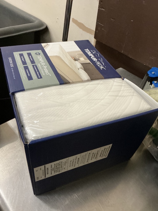 Photo 1 of Tempur-Pedic Protect Waterproof Mattress Protector, Queen, White (Packaging May Vary)