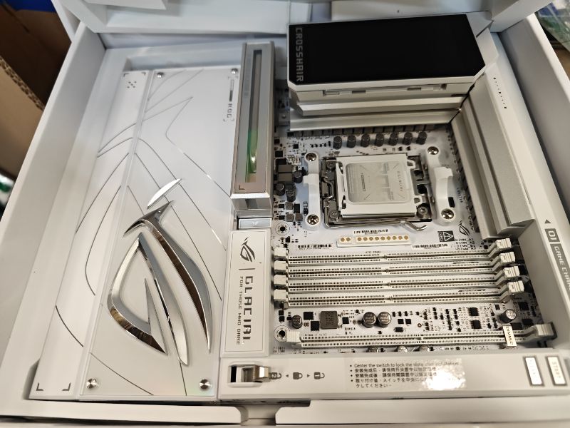 Photo 1 of ASUS ROG Crosshair X870E Glacial AM5 E-ATX Motherboard
