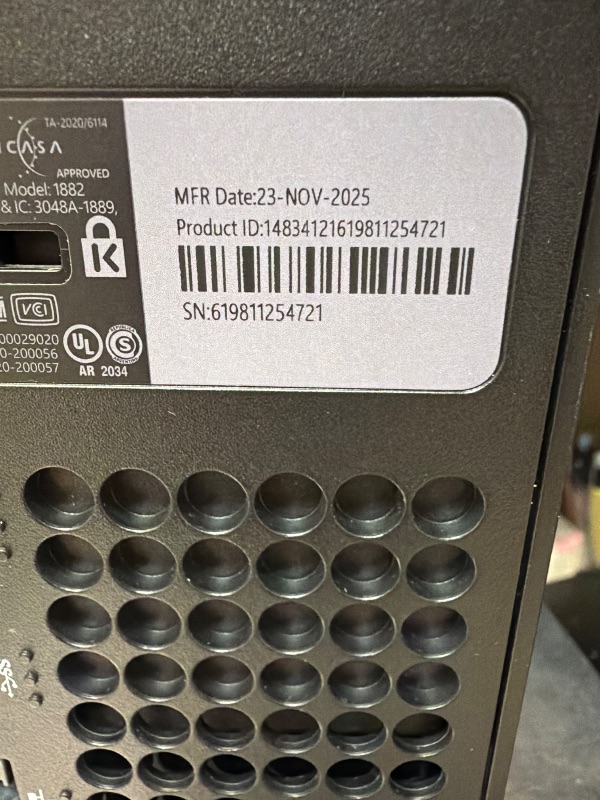 Photo 1 of Xbox Series X - Gaming Console - 1TB SSD - Includes Wireless Controller - 4K Gaming - 120FPS - Carbon Black