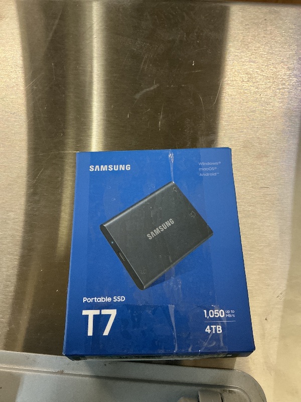 Photo 1 of Samsung T7 Portable SSD 4TB External Solid State Drive