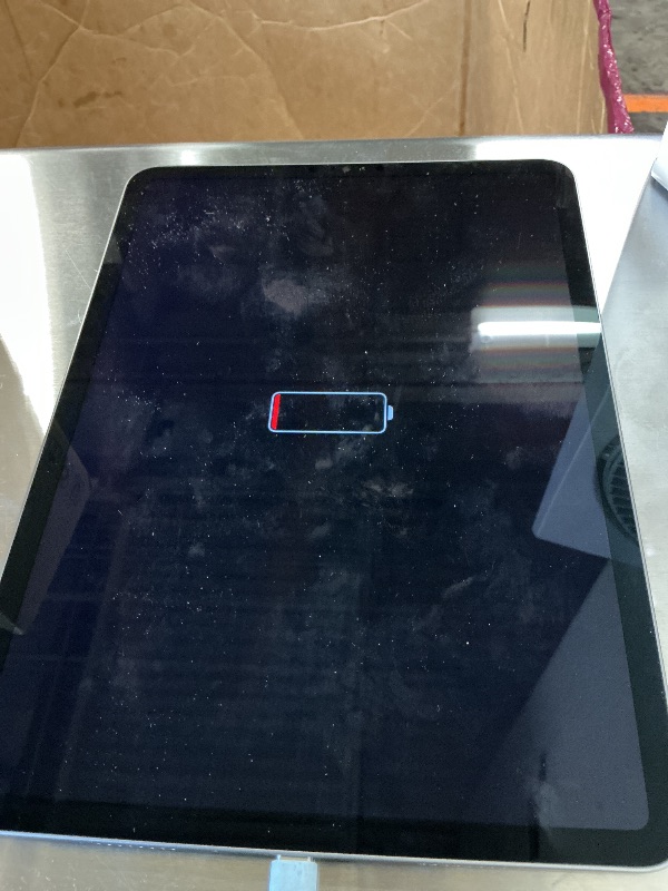 Photo 1 of Apple iPad Pro 11-inch (4th Gen) M2 Chip Tablet