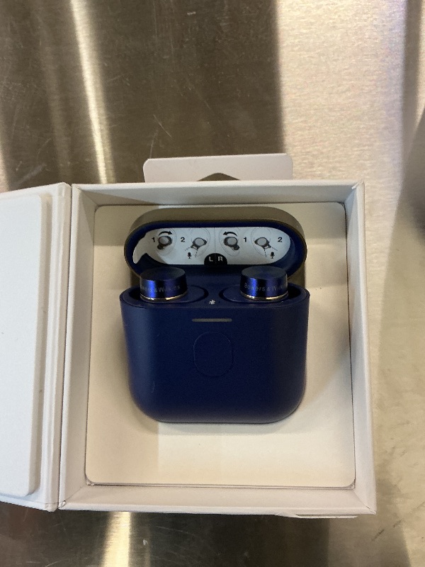 Photo 1 of Bowers & Wilkins Pi7 S2 True Wireless Earbuds