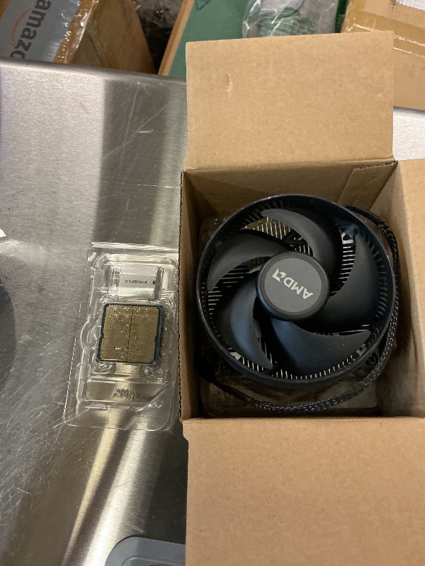 Photo 1 of AMD Ryzen 7 9800X3D Desktop Processor