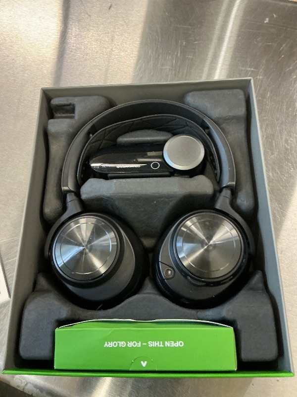 Photo 1 of SteelSeries Arctis Nova Pro Wireless Gaming Headset
