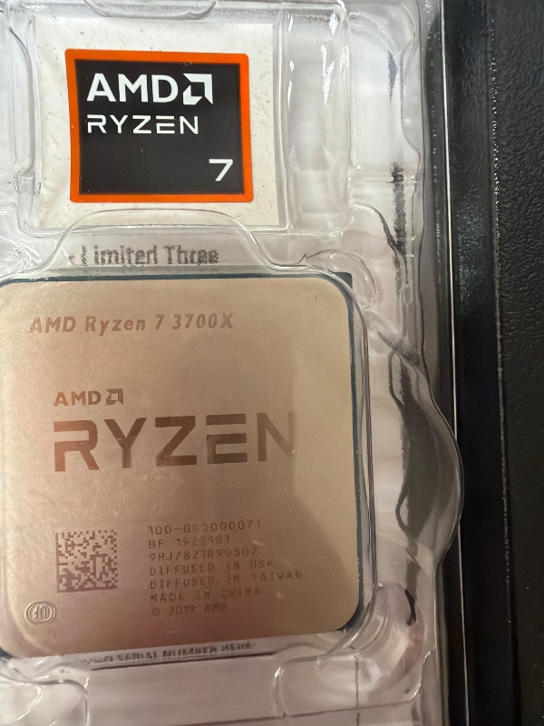 Photo 1 of AMD Ryzen 7 9700X 8-Core Desktop Processor