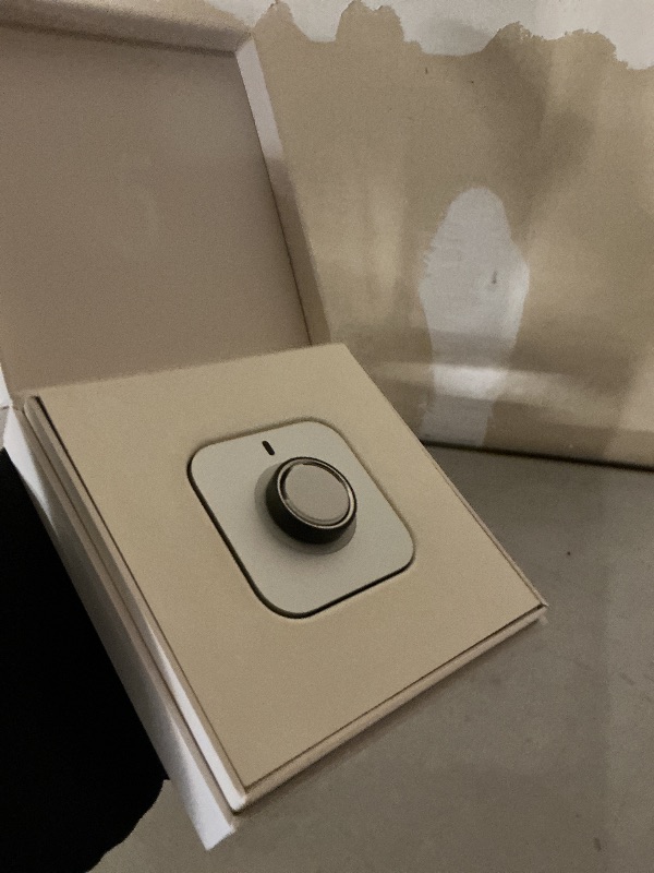 Photo 1 of OURA Ring 5 Smart Ring - Stealth - Size 9