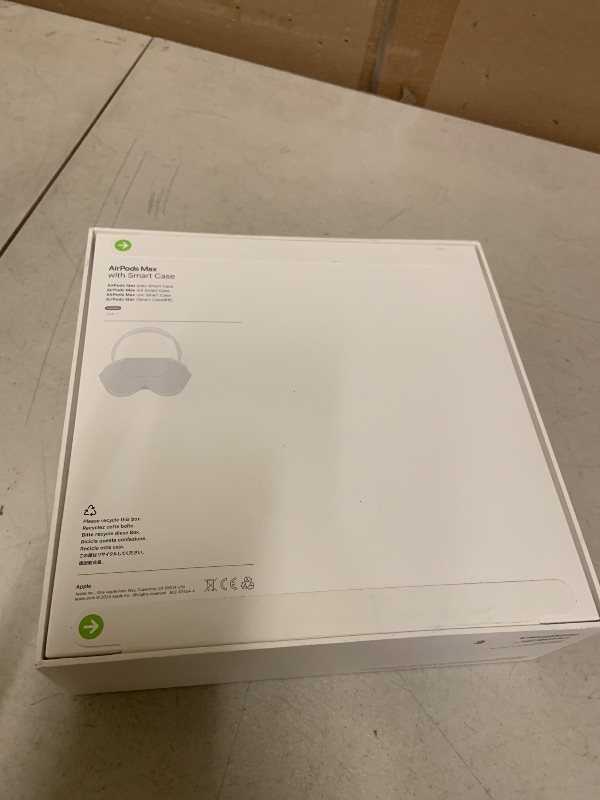 Photo 1 of Apple AirPods Max Wireless Over-Ear Headphones, Pro-Level Active Noise Cancellation, Transparency Mode, Personalized Spatial Audio, USB-C Charging, Bluetooth Headphones for iPhone - Midnight