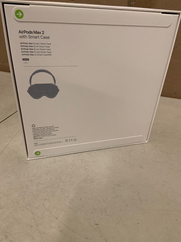 Photo 1 of Apple AirPods Max 2 Wireless Over-Ear Headphones, Active Noise Cancellation, Adaptive Audio, Personalized Spatial Audio, Live Translation, Bluetooth Headphones for iPhone – Starlight