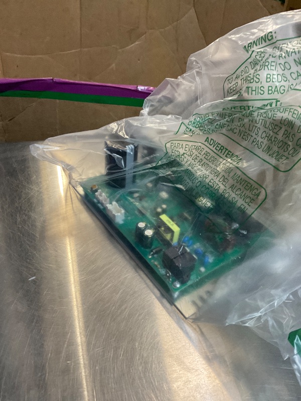 View 2 of SIYOEN Treadmill Motor Control Board MC1618DLS 406075 for Icon GldsGym Proform