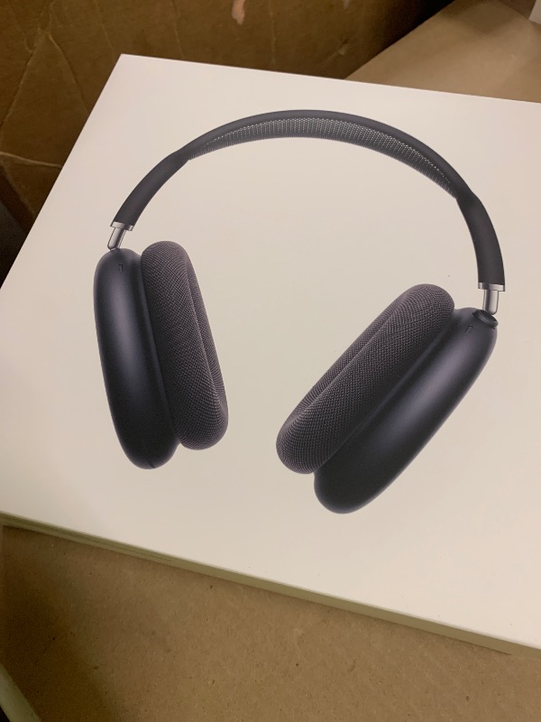 Photo 1 of Apple AirPods Max 2 Wireless Over-Ear Headphones – Midnight