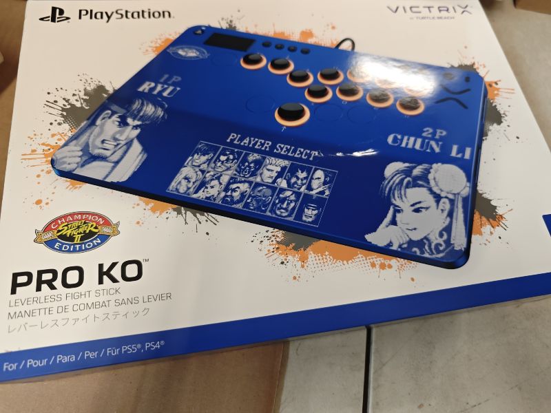 Photo 1 of Turtle Beach Victrix Pro KO Leverless Fight Stick: Street Fighter II PS5