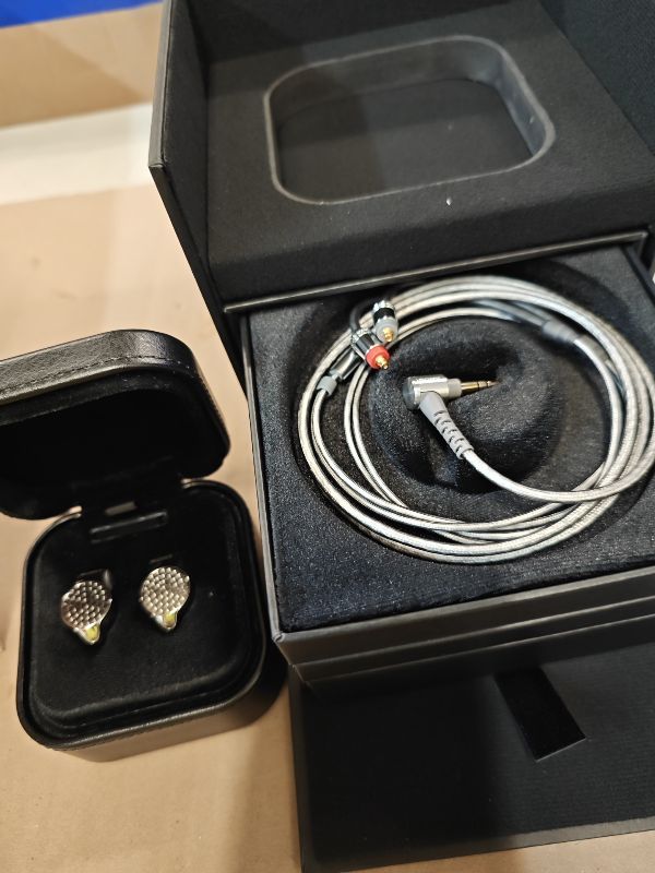 Photo 1 of Sony IER-Z1R In-Ear Headphones