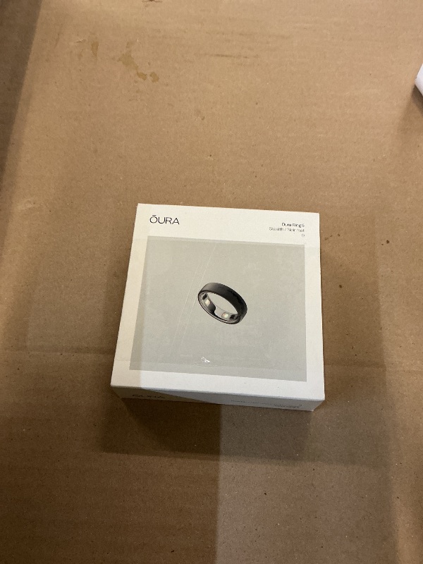 Photo 1 of OURA Ring 5 Smart Ring - Stealth - Size 9