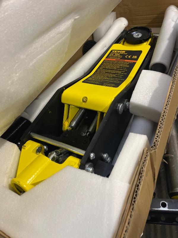 View 2 of VEVOR 3 Ton Low Profile Aluminum & Steel Racing Floor Jack
