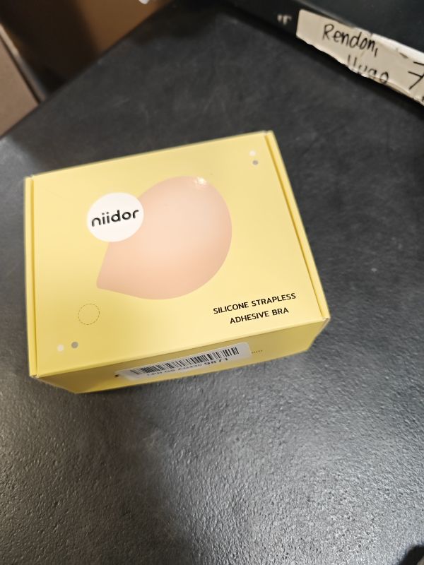 Photo 1 of Niidor Adhesive Strapless Bra Creme