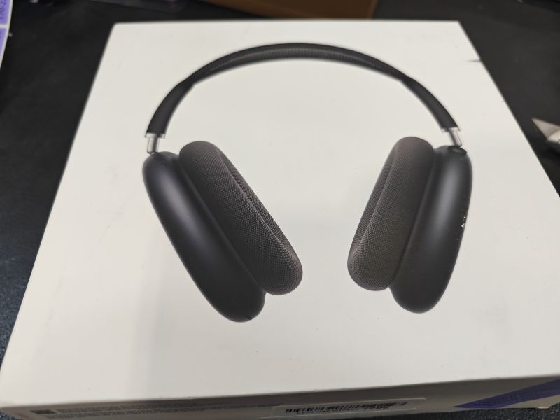 Photo 1 of Apple AirPods Max 2 Wireless Over-Ear Headphones - Midnight