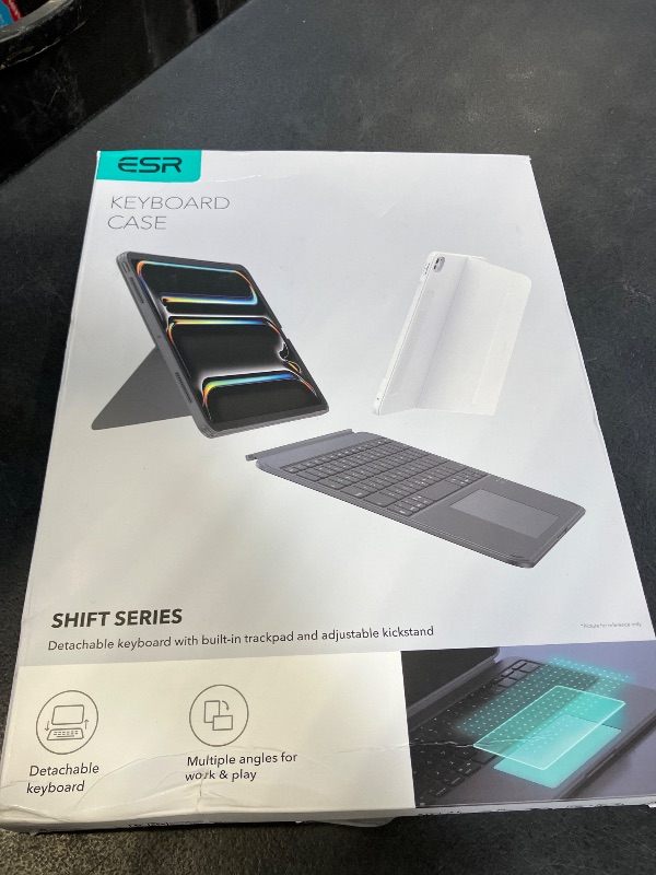 Photo 1 of ESR Keyboard Case for iPad Air 13" (M2/M3/M4)