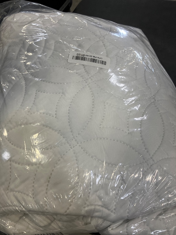 Photo 1 of BEDLORE Waterproof Mattress Protector, King Size