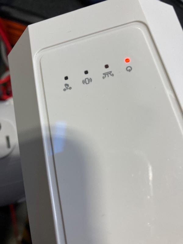 Photo 1 of NETGEAR Nighthawk WiFi 7 Extender (EXS25)