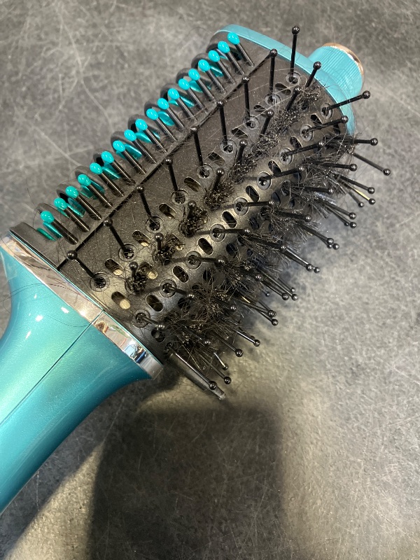 View 6 of Shark Glossi 2-in-1 Blow Dryer Brush, Ceramic Comb, Juniper, HT302TL