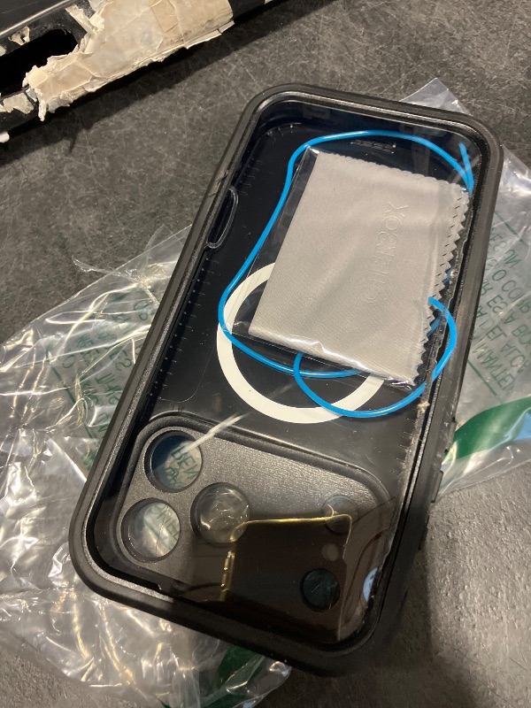 View 4 of OtterBox iPhone 17 Pro Max FR? Series Waterproof iPhone Case - Black