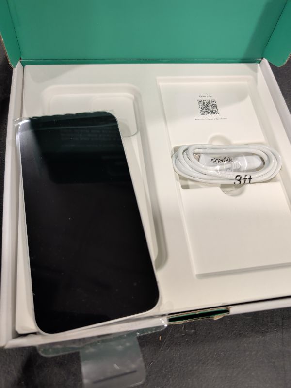 Photo 1 of Apple iPhone 16e 128GB White Unlocked