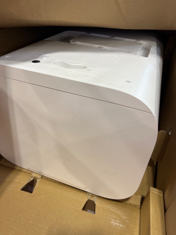 Photo 1 of dreame L40s Ultra AE Robot Vacuum and Mop, Self Emptying & Auto Refill