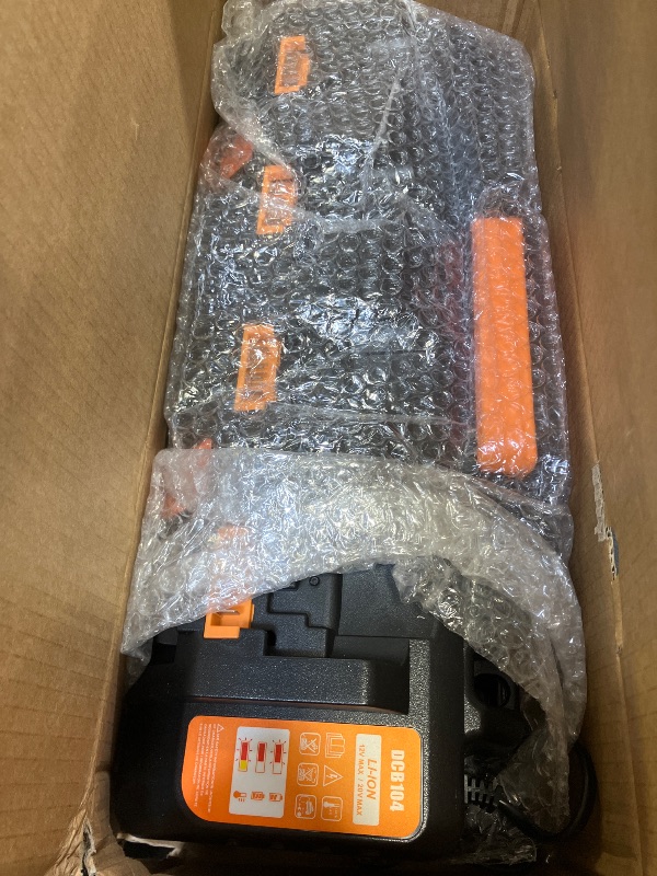 Photo 1 of Lenoya DCB104 Multi Battery Charger Station