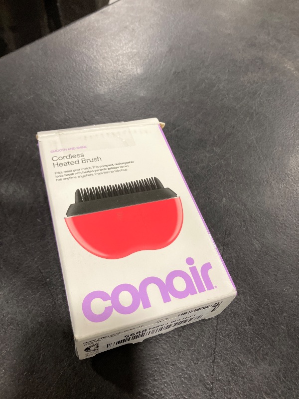 Photo 1 of Conair 5-Minute Fix Touch-Up Straightening Brush
