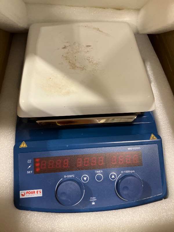 Photo 1 of FOUR E'S SCIENTIFIC Magnetic Stirrer Hot Plate