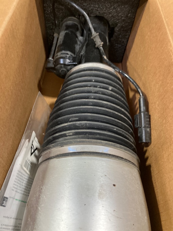 Photo 1 of Chsuatuo Front Air Suspension Strut for Mercedes-Benz W211/C219