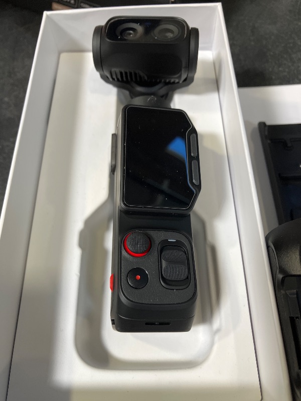 Photo 1 of Insta360 Luna Ultra 8K Gimbal Camera