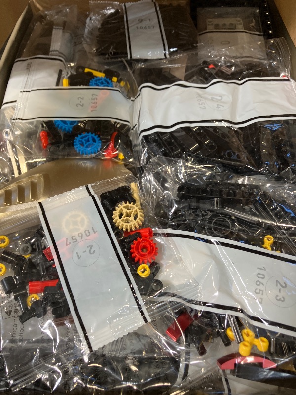 Photo 1 of DUANT Supercar Building Blocks Set, 1:8 Scale Racing Model