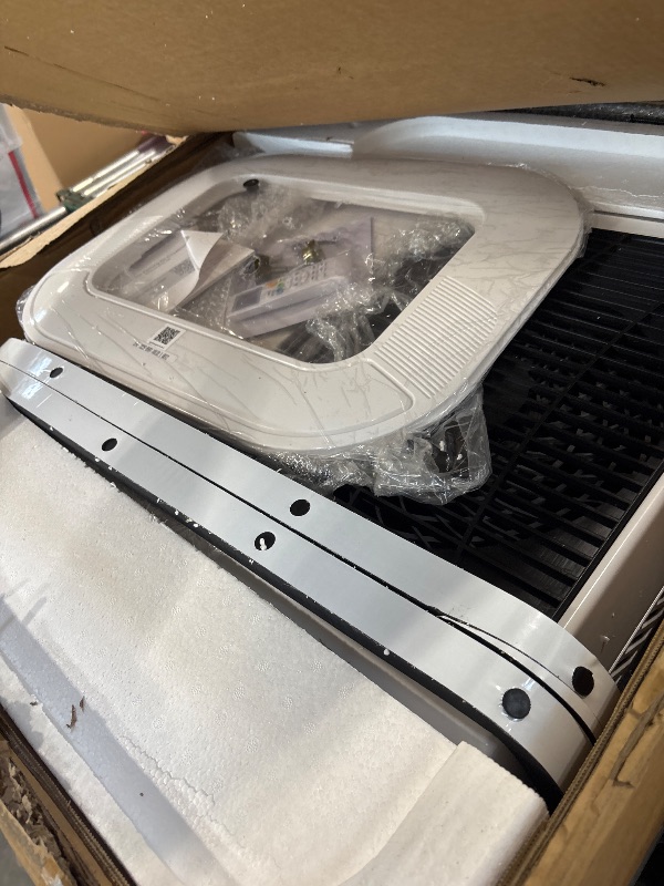 Photo 1 of VEVOR Truck Air Conditioner, 12V 10000 BTU Mini Split AC Unit, 400 m³/h Airflow Cab Air Conditioner, Fast Cooling Low Noise for Semi Truck, Camper, Construction Vehicle, Crane, Tractor, Excavator