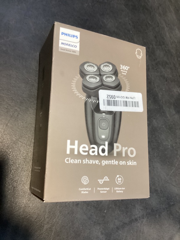 Photo 1 of Philips Norelco Head Shaver Pro 5000 Series Rotary Shaver