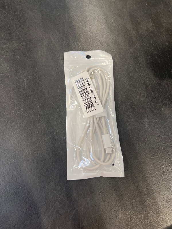 Photo 1 of LIAUBN USB-C to USB-A Carplay Cable
