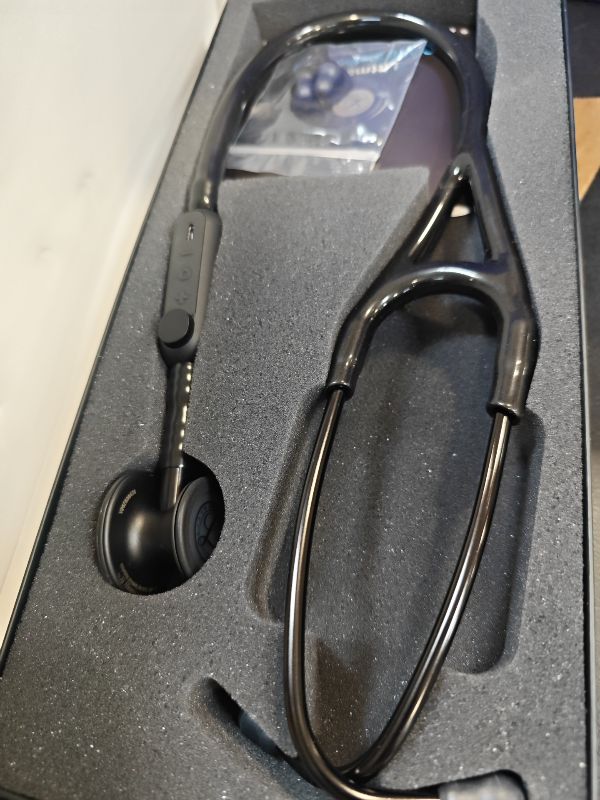 Photo 1 of 3M Littmann CORE Digital Stethoscope