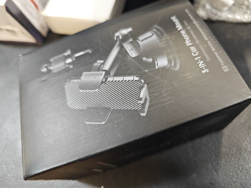 Photo 1 of Qifutan Car Phone Mount - Universal Holder for Windshield/Dashboard/Air Vent