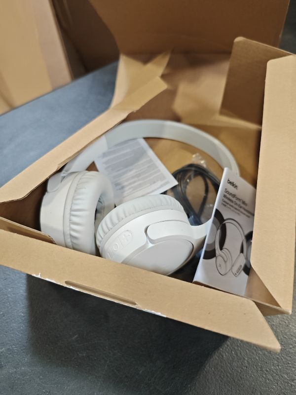 Photo 1 of Belkin SoundForm Mini Bluetooth Kids Headphones with Case, 30H Battery Life