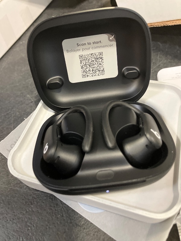 Photo 1 of Beats Powerbeats Pro 2 Wireless Earbuds