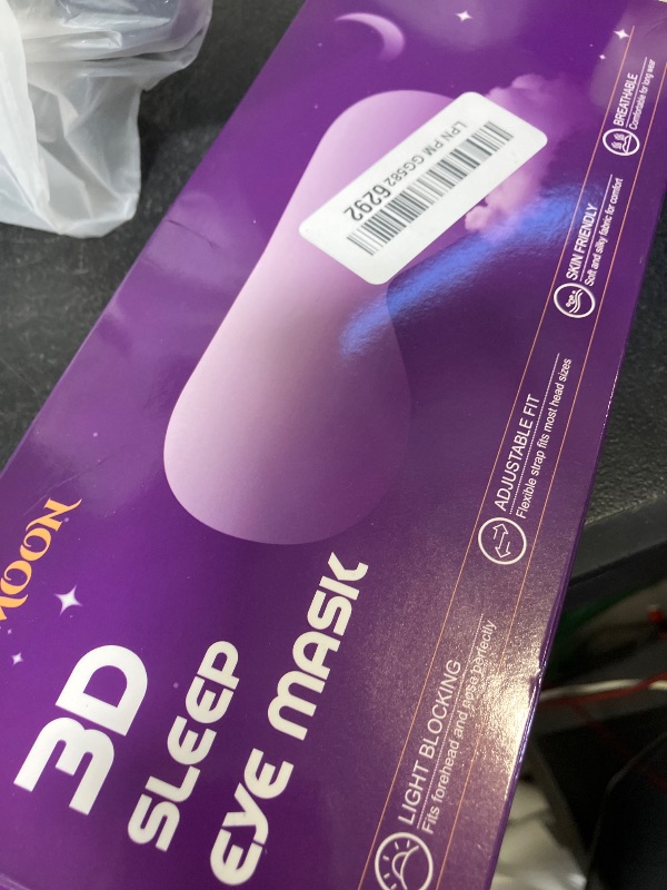 Photo 1 of Facemoon 3D Blackout Weighted Sleep Mask