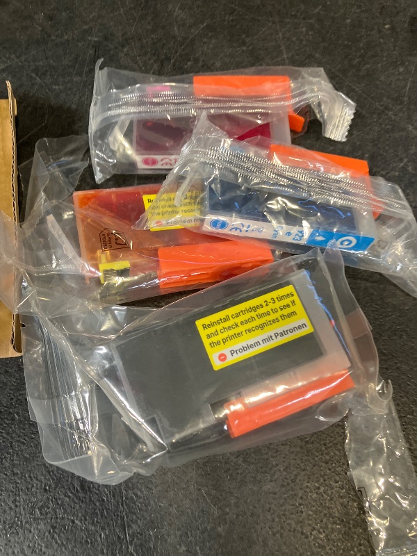 View 3 of F FINDERS&CO 923XL Ink Cartridges