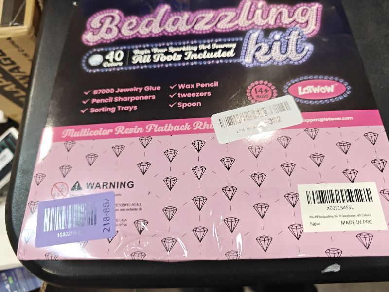 Photo 1 of LOTWOW 50000Pcs 3mm Rhinestones Bedazzling Kit