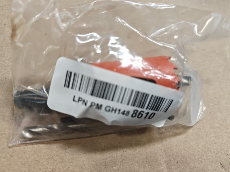 Photo 1 of VIKITON 1-1/4 inch Hole Saw with Arbor